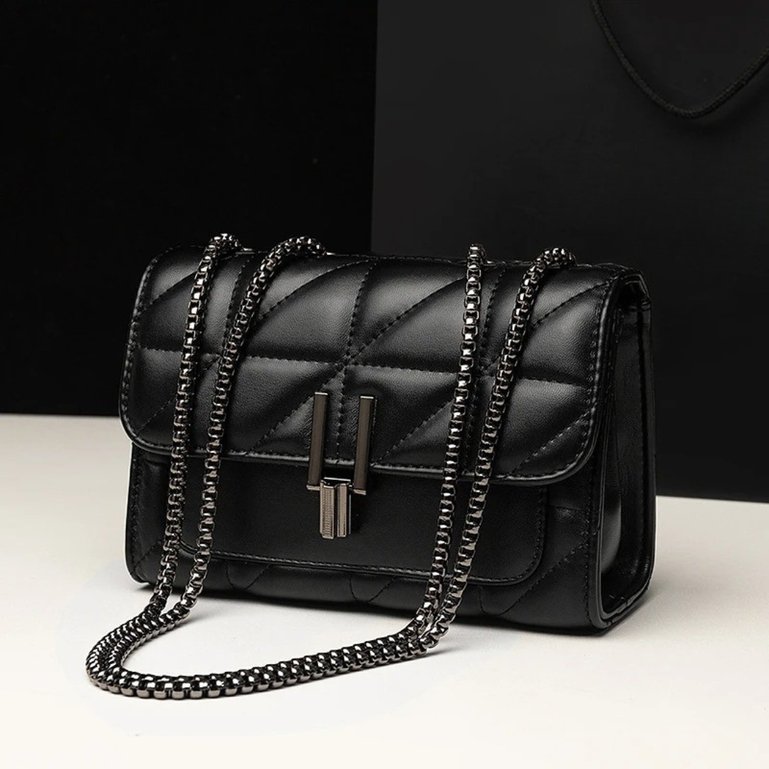 Vittoria Quilted Chain Bag